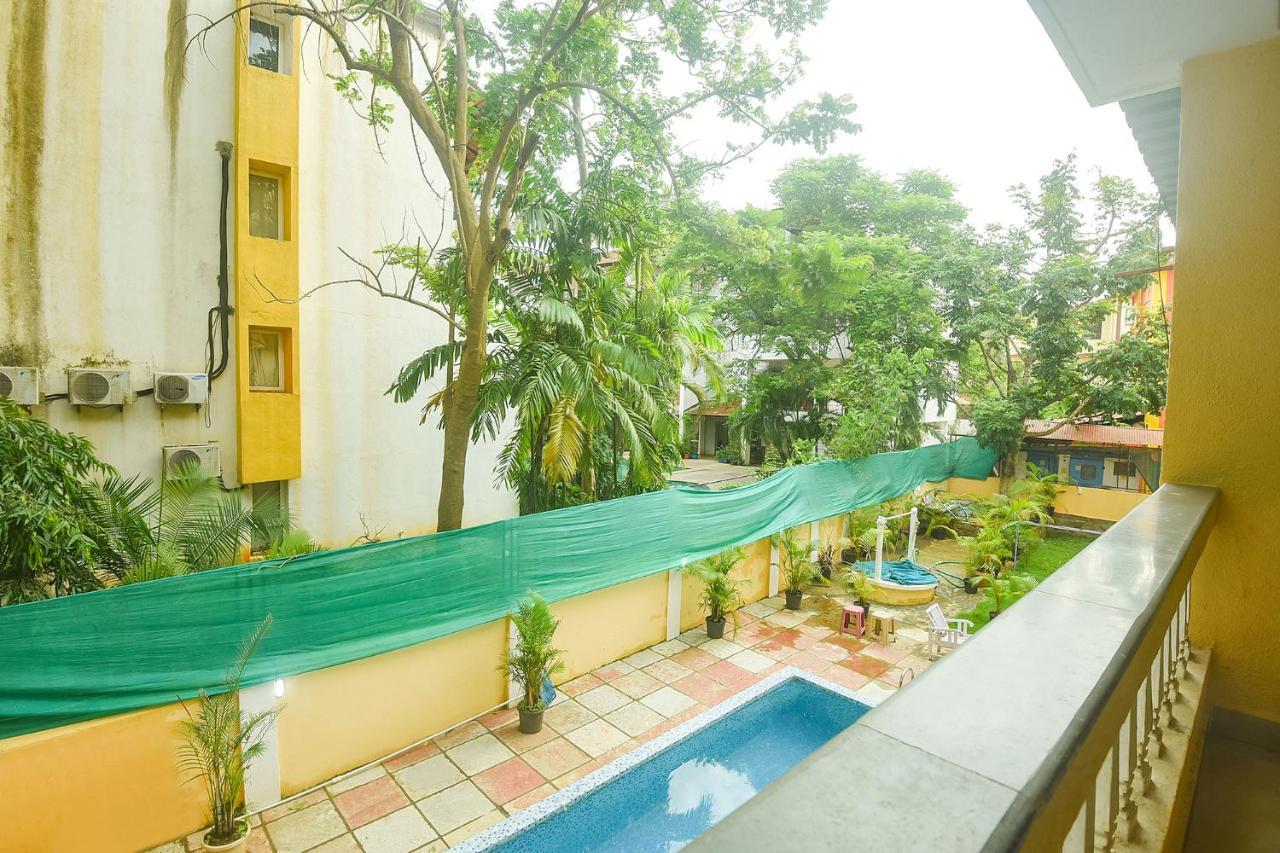 Fabexpress De Classio With Pool - Nr Candolim Beach 호텔 외부 사진